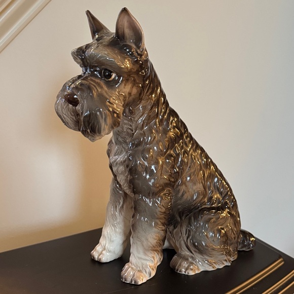 Vintage Shafford Japan Schnauzer figurine, titled “Snatty” (#137) - Picture 2 of 11